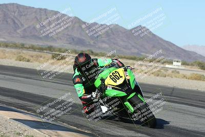 media/Nov-01-2025-CVMA (Sat) [[fc0f7531b8]]/Race 11-Amateur Supersport Open/